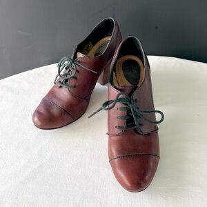 FOSSIL Dark Brown Oxford Lace Up Leather Booties EXC Sz 8